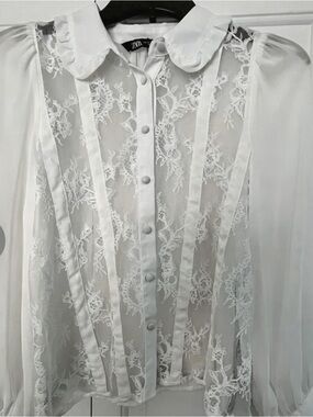 Zara Romantic White Lace Pintuck Button-Down Blouse